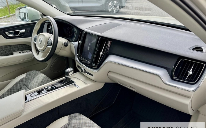 Volvo XC 60 cena 144900 przebieg: 71000, rok produkcji 2019 z Mogilno małe 211